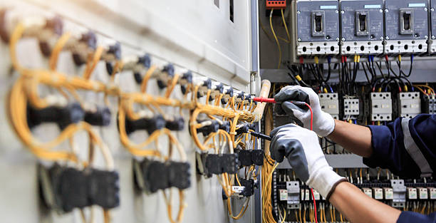 Professional Electrician technician working in Jasper, TX